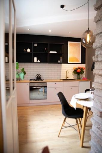 Pink Rabbit Apart Gdansk Luaran gambar